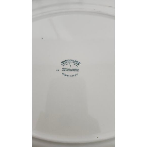 Vintage Johnson Bros. 12 inch Blue Willow Oval Platter - Picture 2 of 4